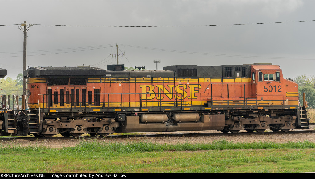 BNSF 5012